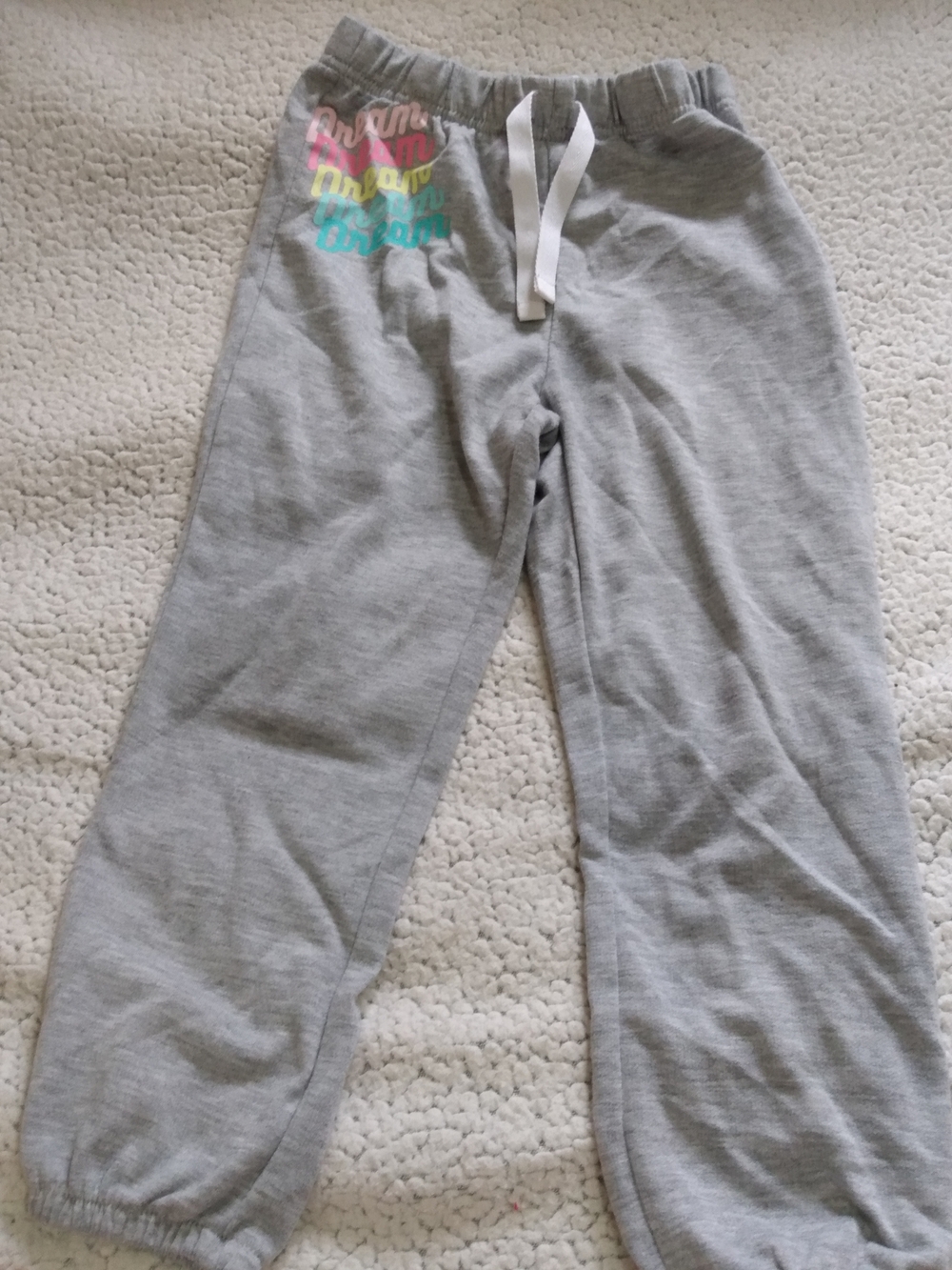Cute Gray Sweat Pants With "Dream"